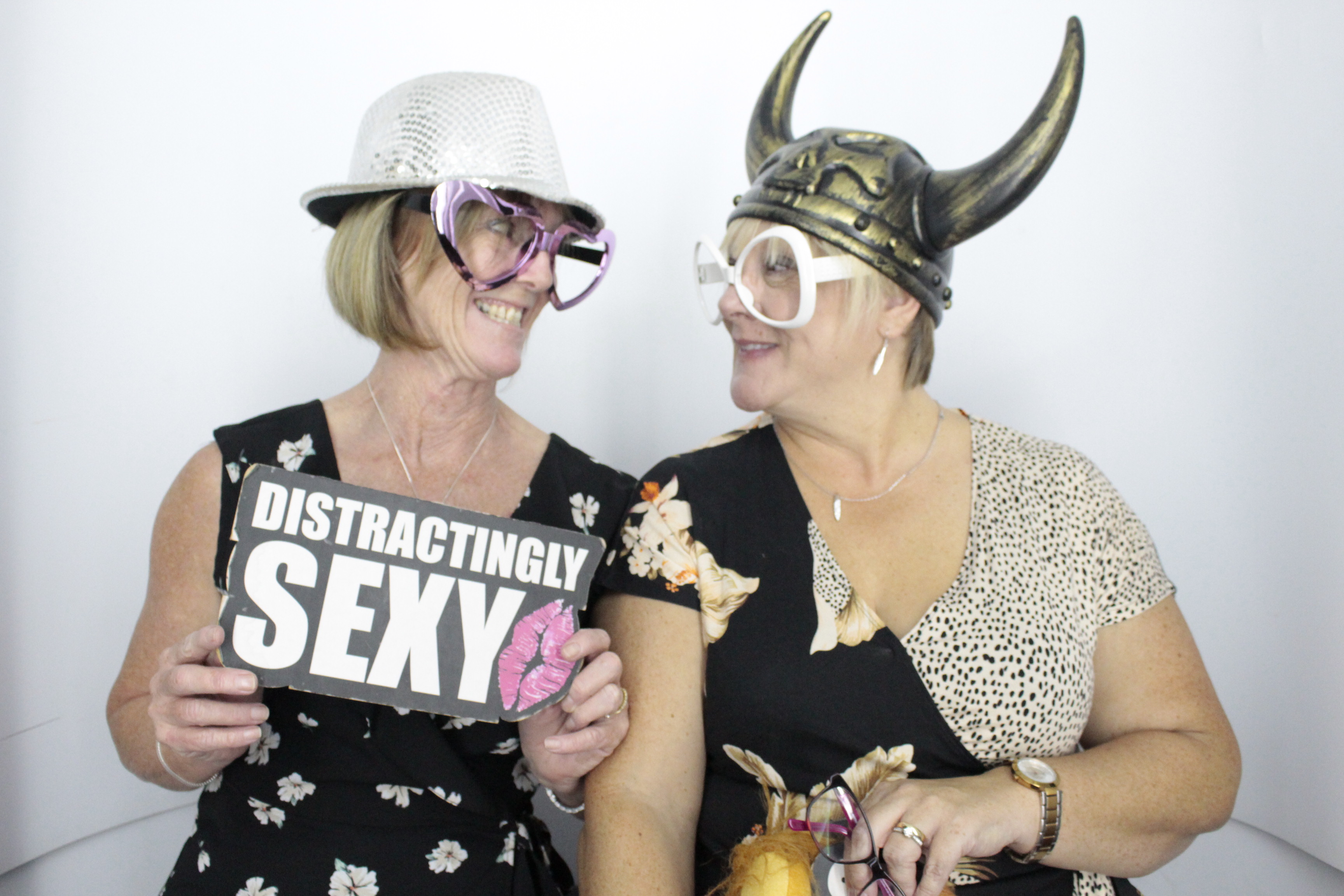 Mandy's 60th  Birthday Party | View more photos from the event at gallery.myphotoboothexperience.co.uk/u/MyPhotoBoothExperienceLtd/Mandys-60th-Birthday-Party